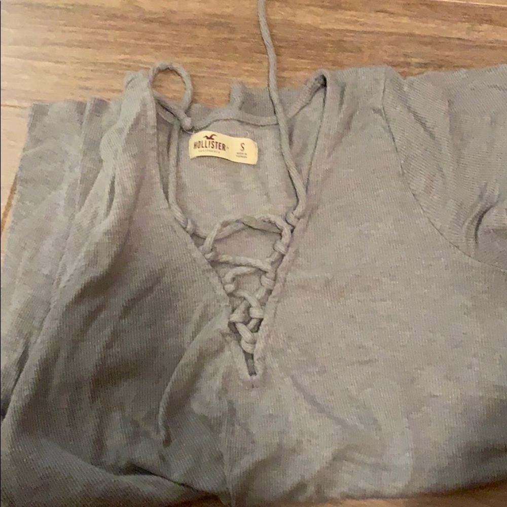 hollister top